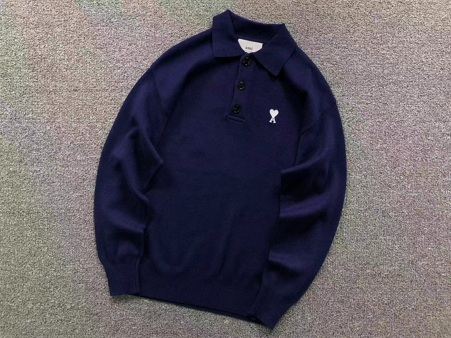 Suéter Polo AMI Paris Coração Minimal
