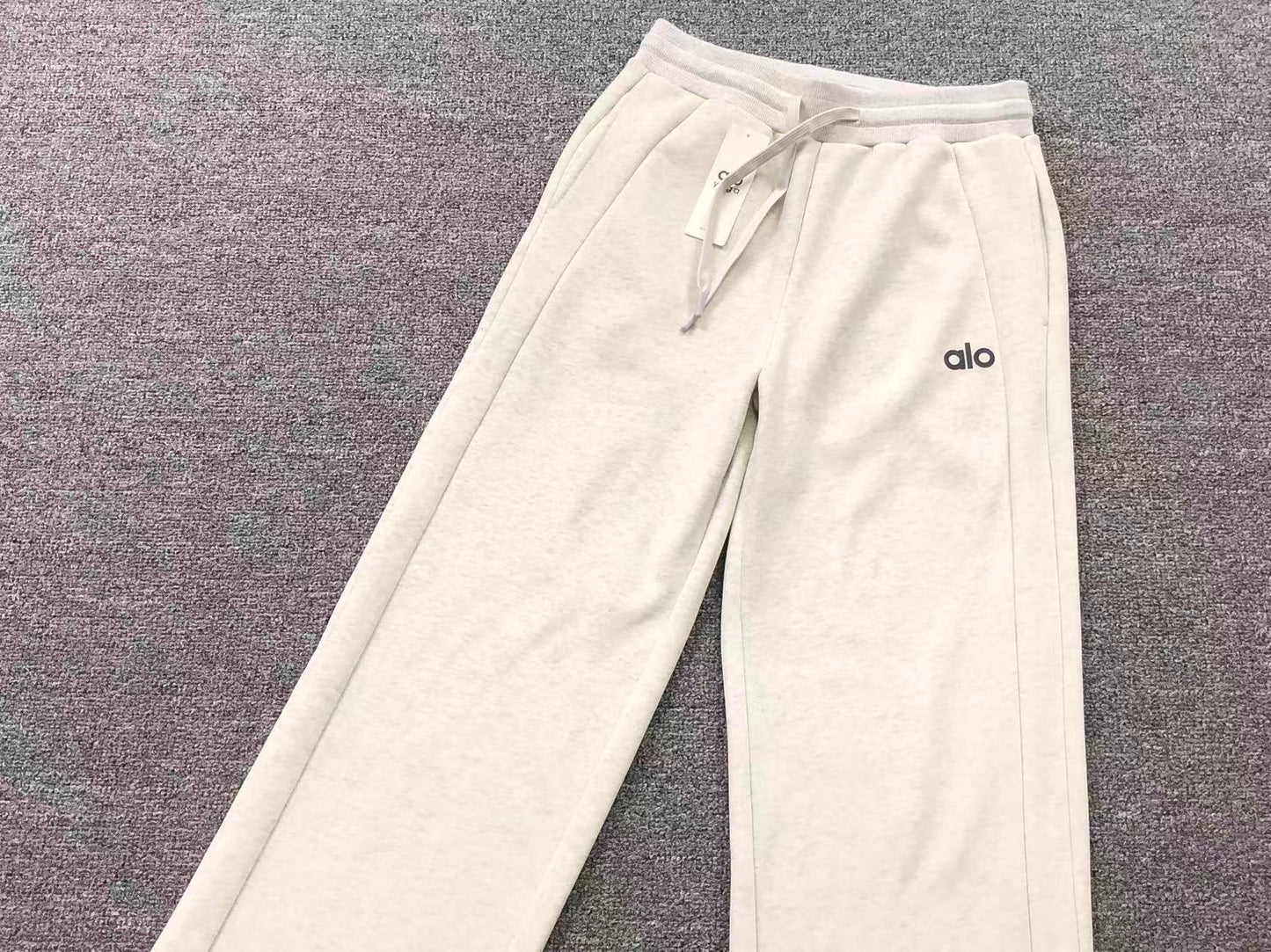 Conjunto Alo Moletom Jogger Half Zip Feminino