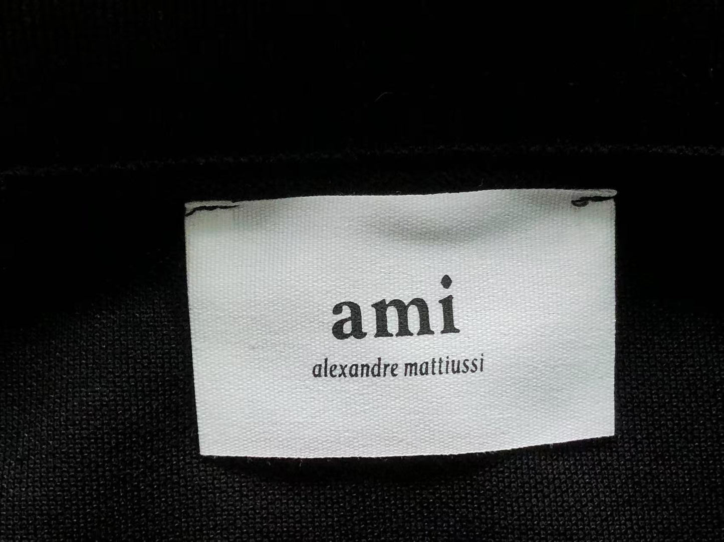 Camiseta Polo AMI Paris Piquet Logo Coração
