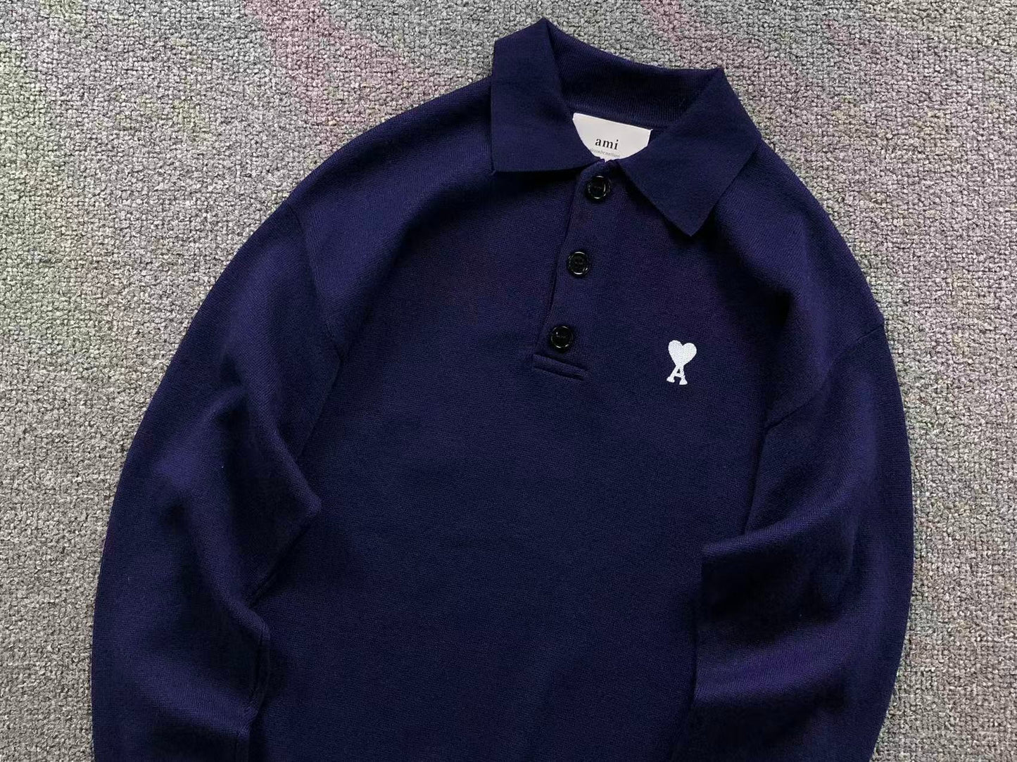 Suéter Polo AMI Paris Coração Minimal