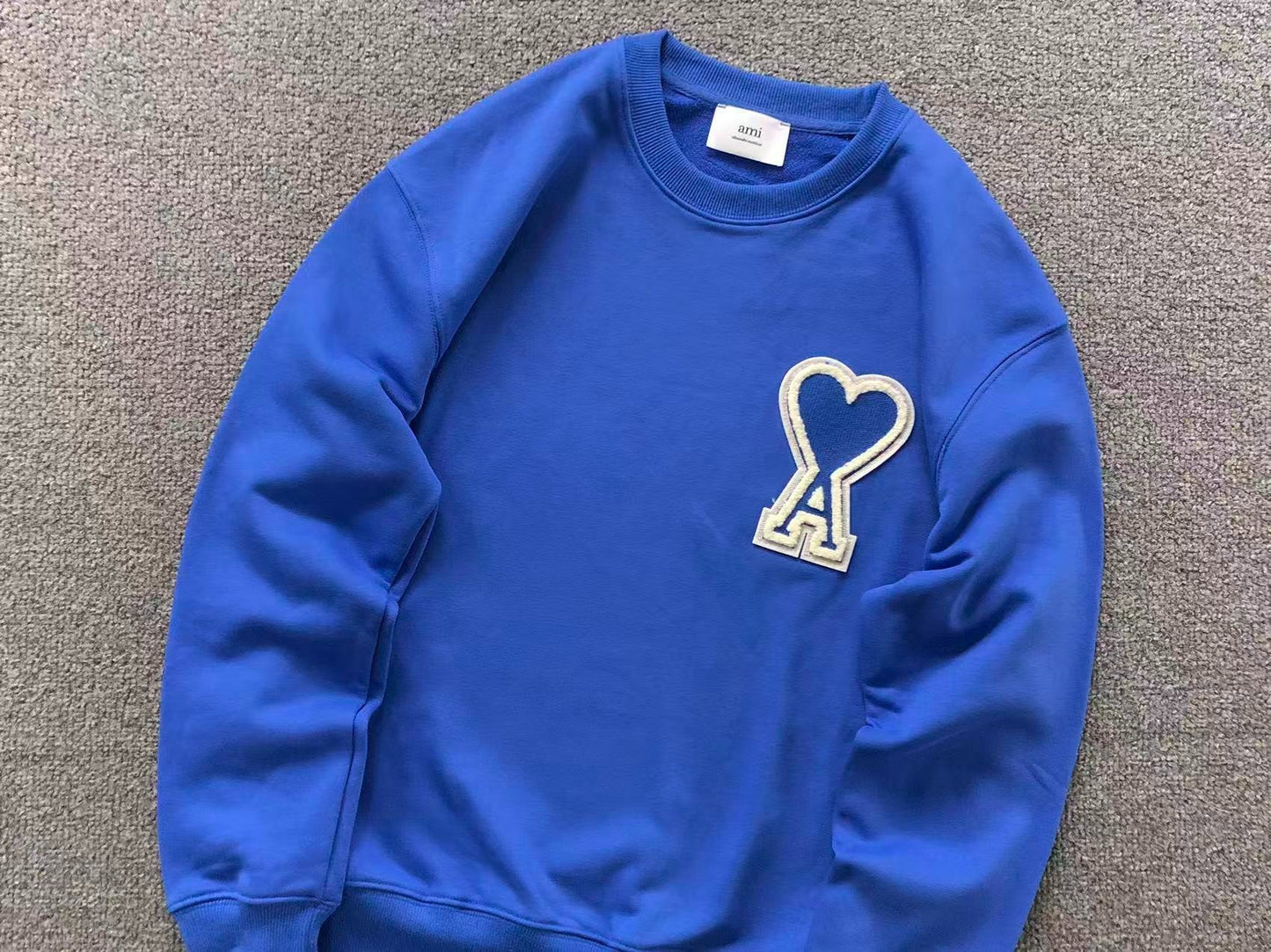 Moletom AMI Paris Ami de Cœur Crewneck Big Heart