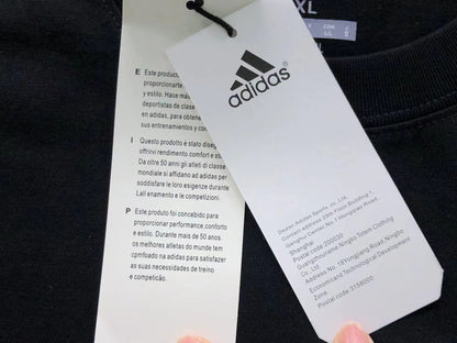 Camiseta Adidas Big Logo Essential