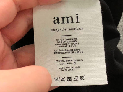 Camiseta AMI Paris Mini Heart Logo Minimal