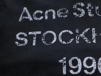 Camiseta Acne Studios Stockholm 1996 Vintage Logo