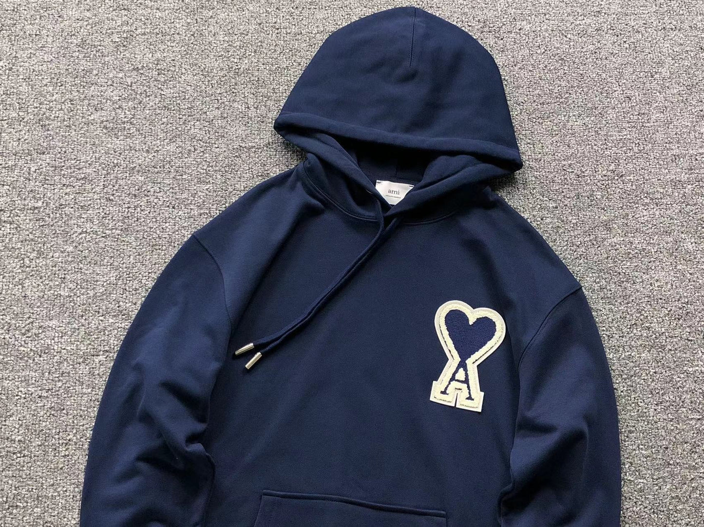 Moletom AMI Paris Ami de Cœur Hoodie Big Heart