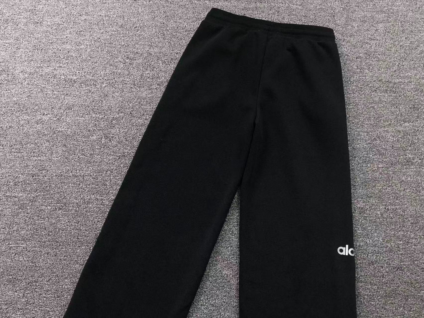 Conjunto Alo Moletom Jogger Half Zip Feminino