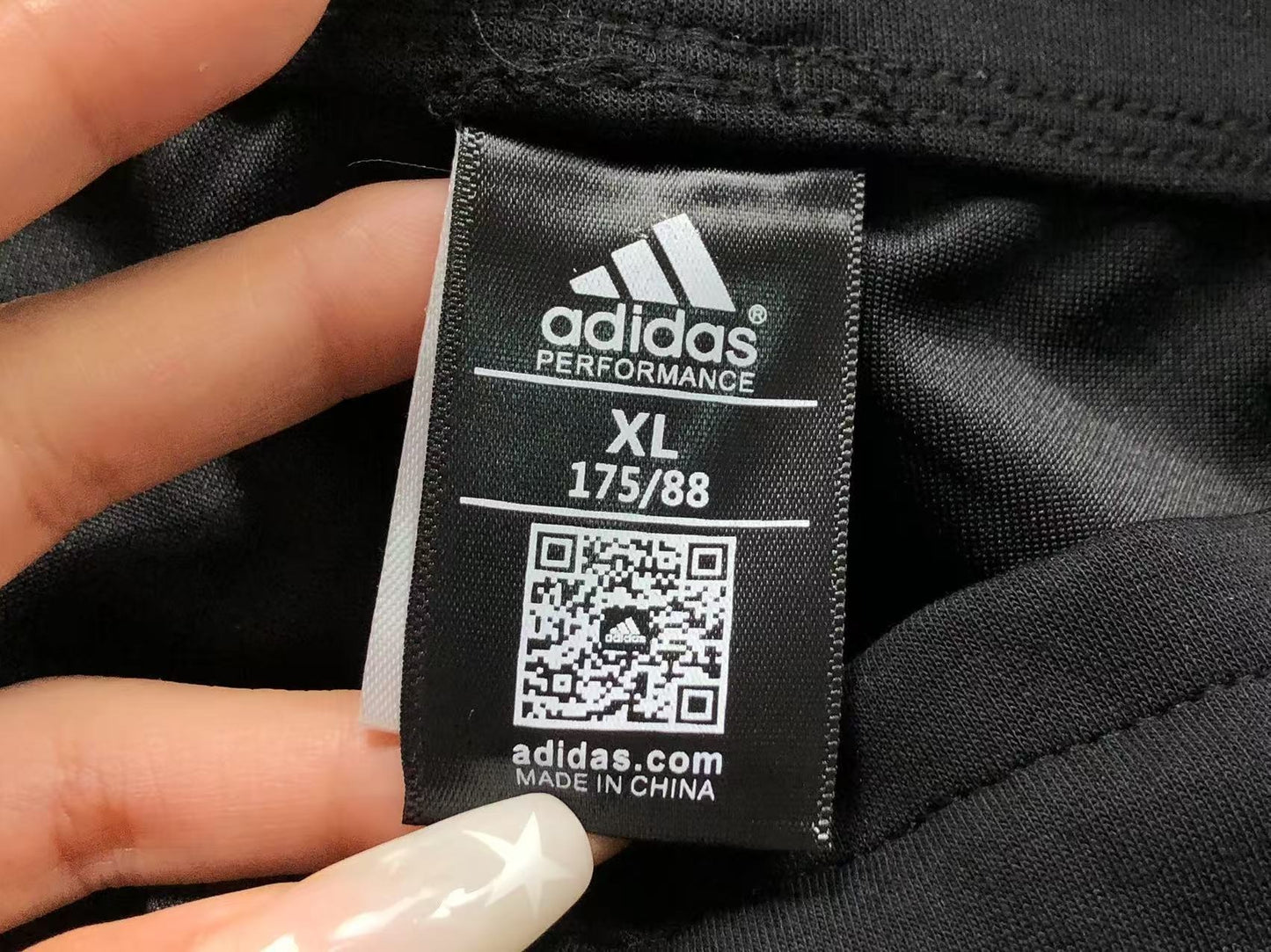 Conjunto Adidas feminino Clean Fit Set