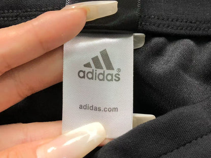 Conjunto Adidas feminino Clean Fit Set