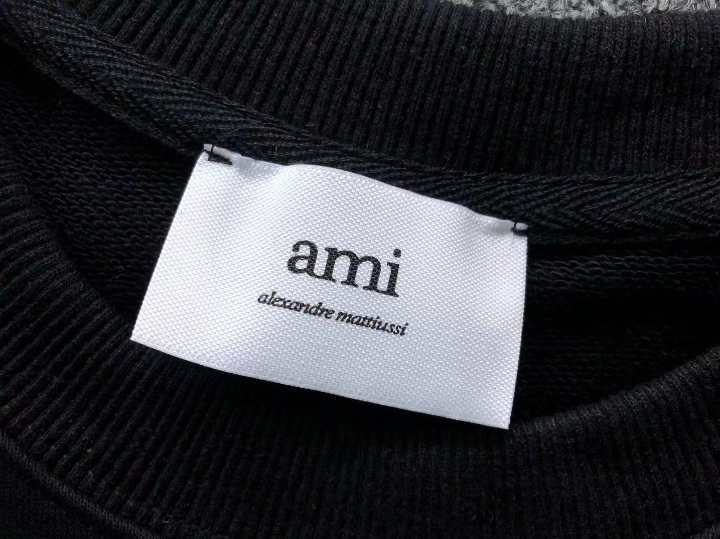 Moletom AMI Paris Ami de Cœur Crewneck Big Heart