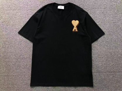 Camiseta AMI Paris Coração Dourado