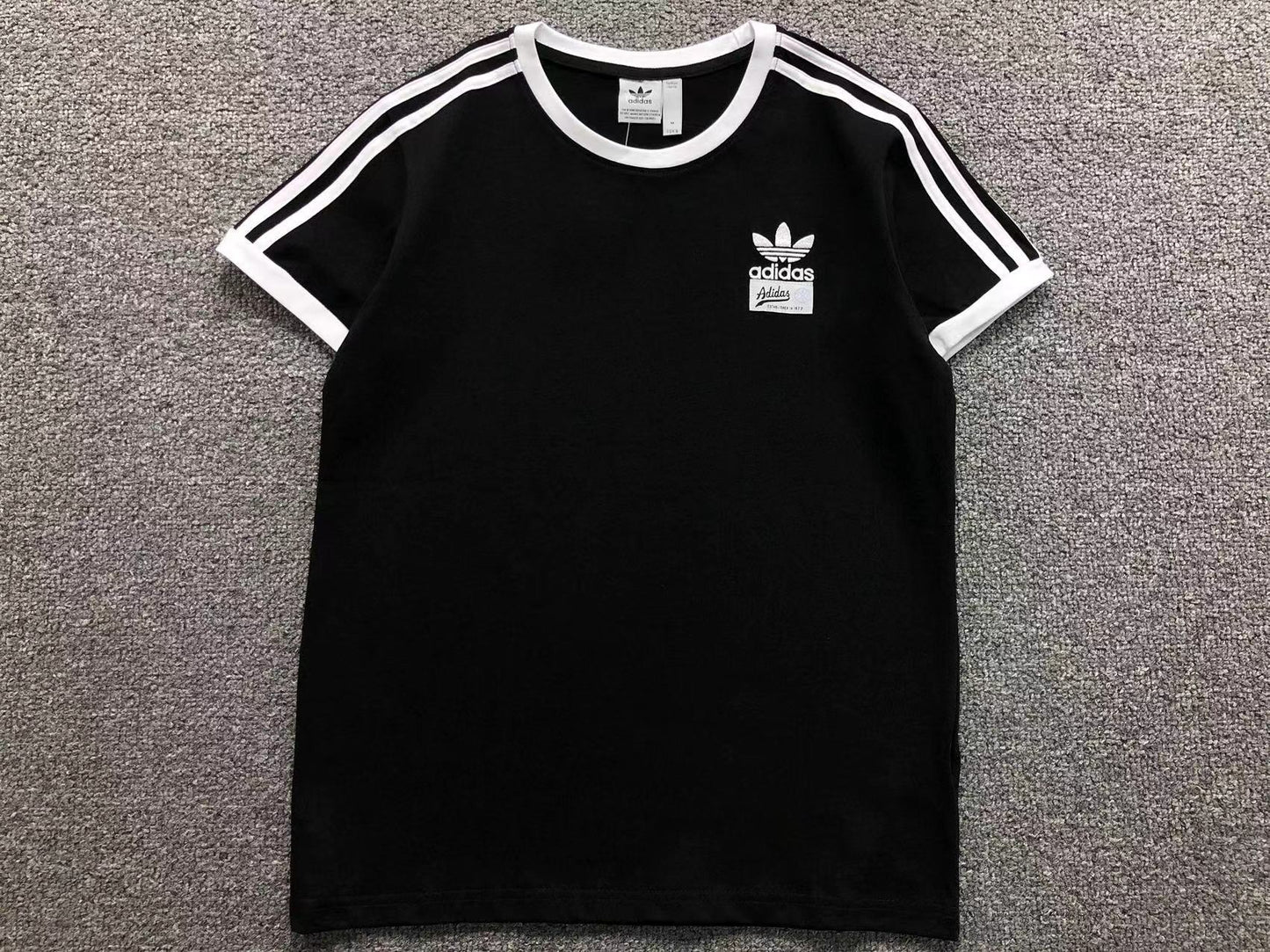 Camiseta Adidas Sport Trim Logo Feminina