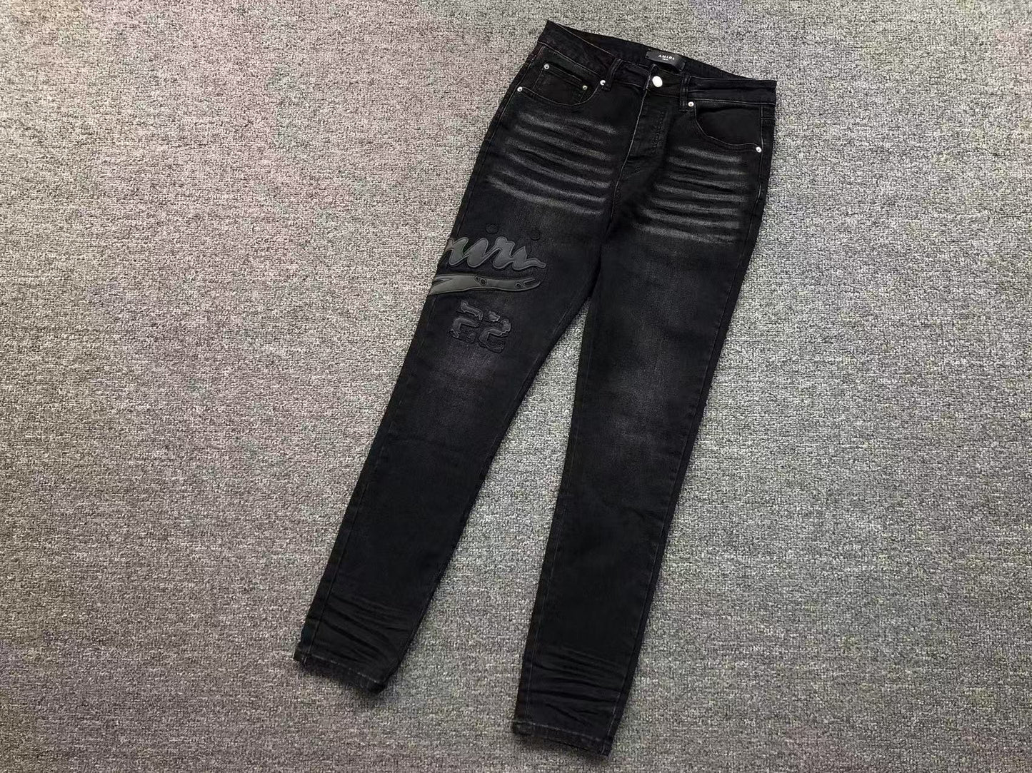 Calça AMIRI Stealth 22 Black Denim