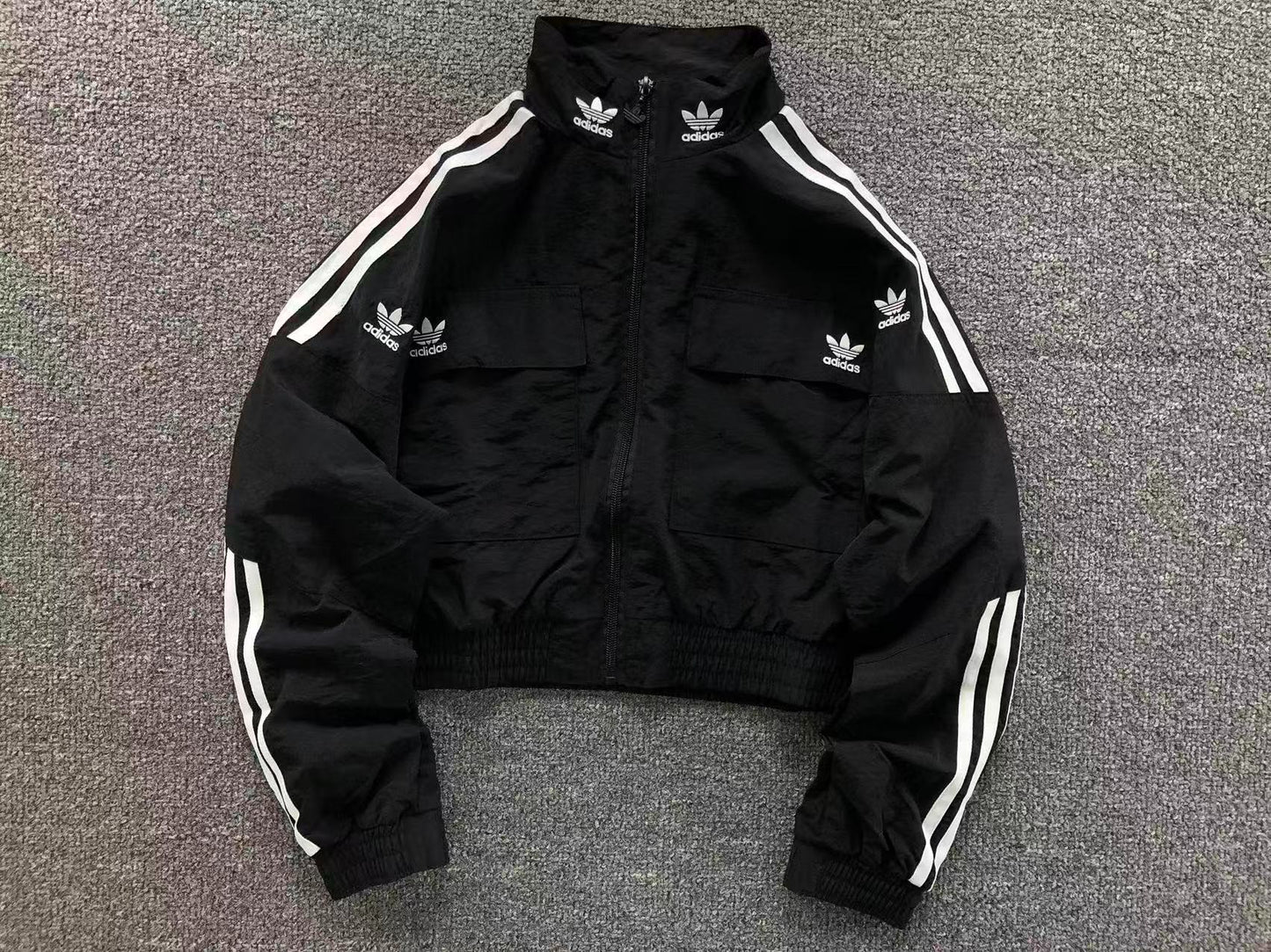 Jaqueta Adidas Feminina Y2K