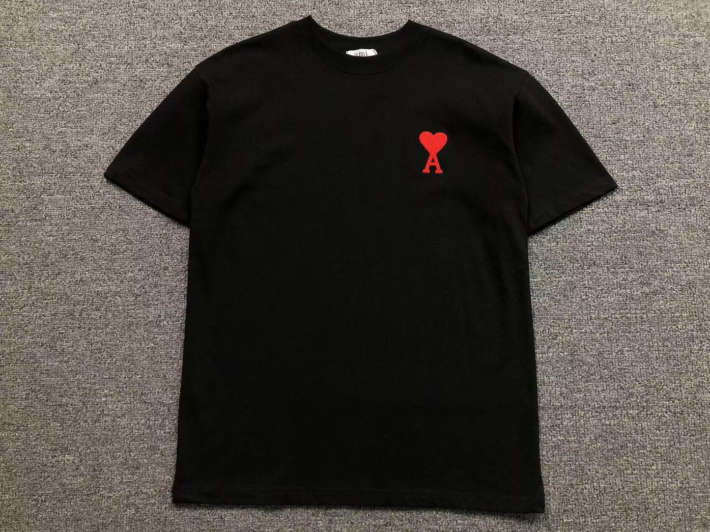 Camiseta AMI Paris Mini Heart Logo Classic
