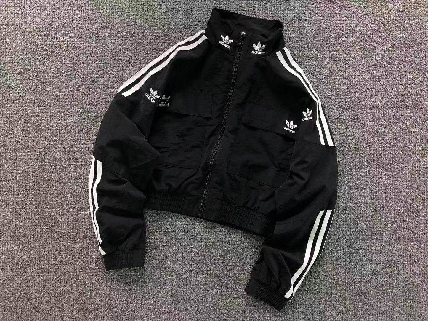 Jaqueta Adidas Feminina Y2K