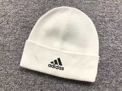 Touca adidas Core Knit