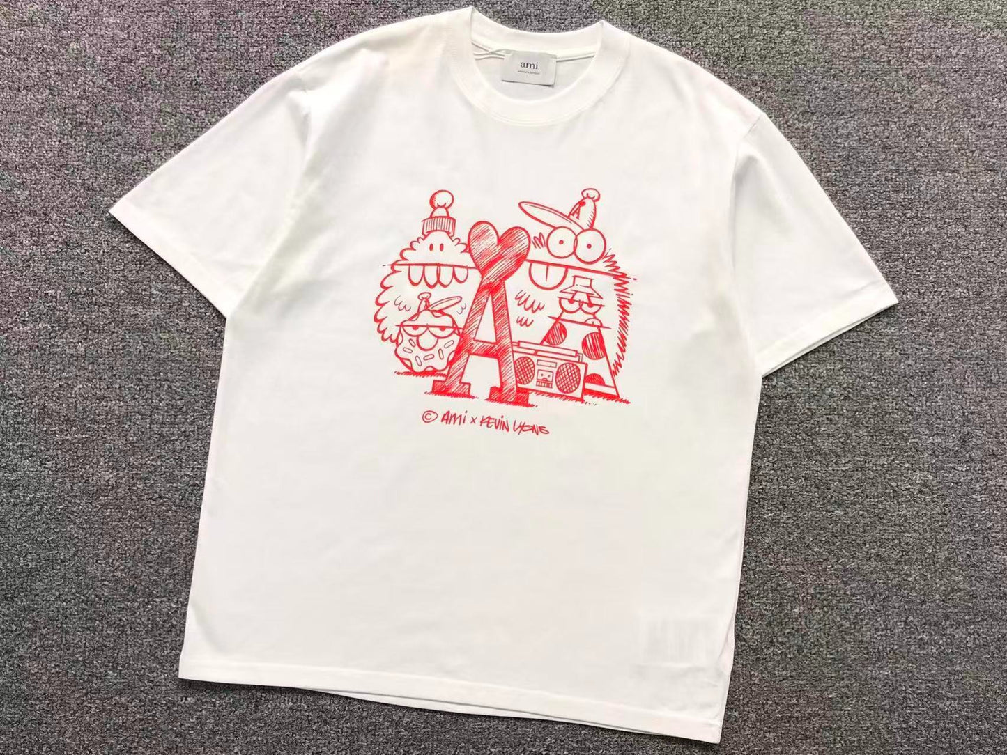 Camiseta AMI Paris x Kevin Lyons Graphic Heart