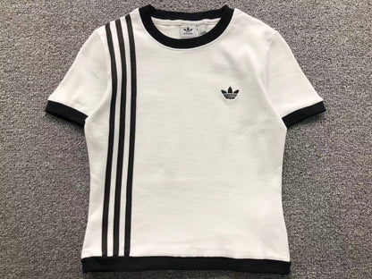 Camiseta Adidas Originals Slim Stripes Feminina