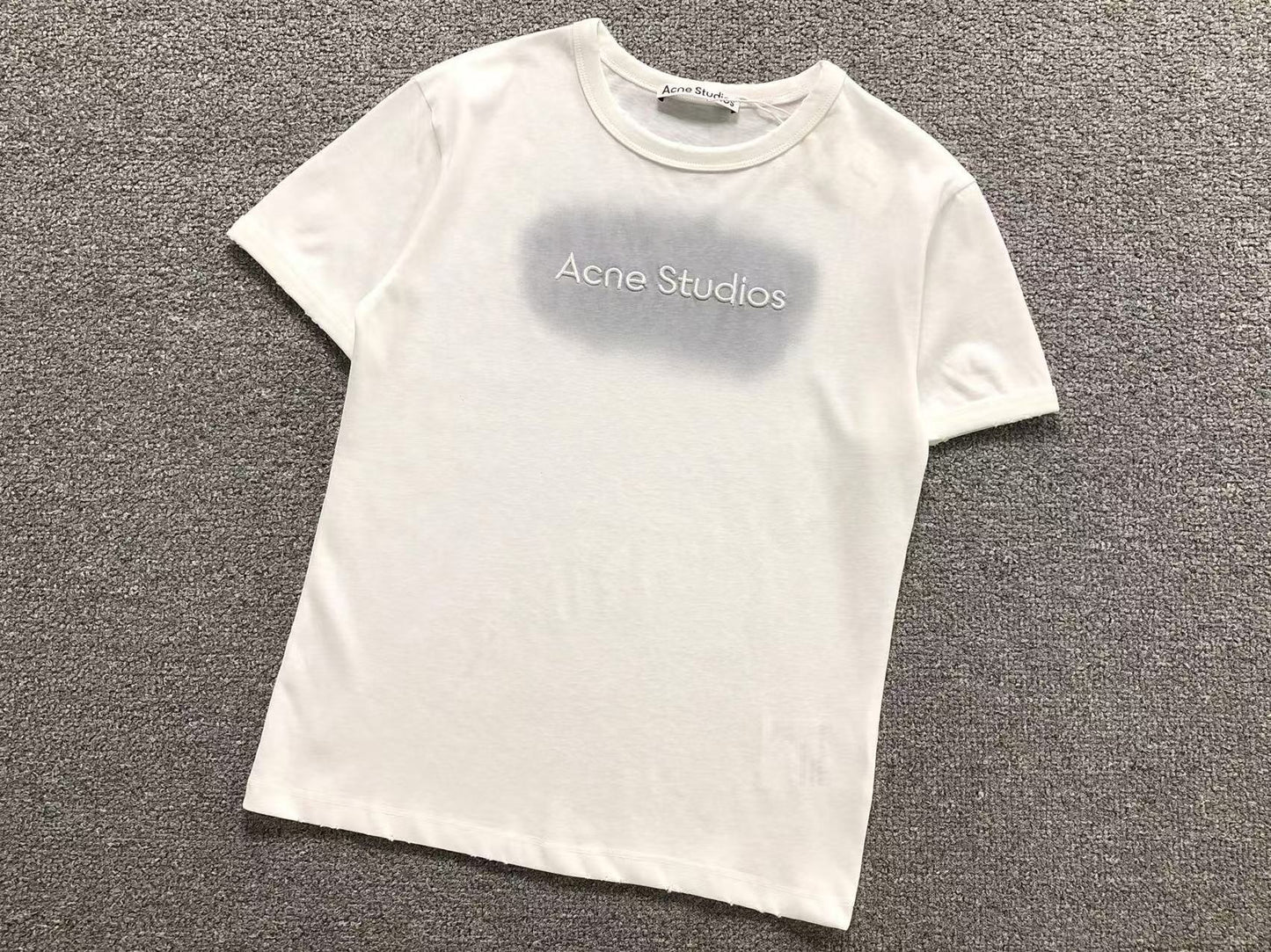 Camiseta Feminina Acne Studios Shadow Logo