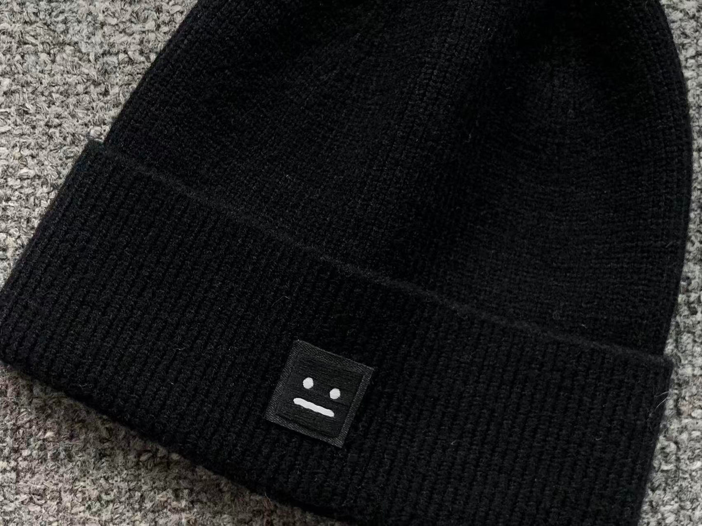 Touca Acne Studios Face Patch
