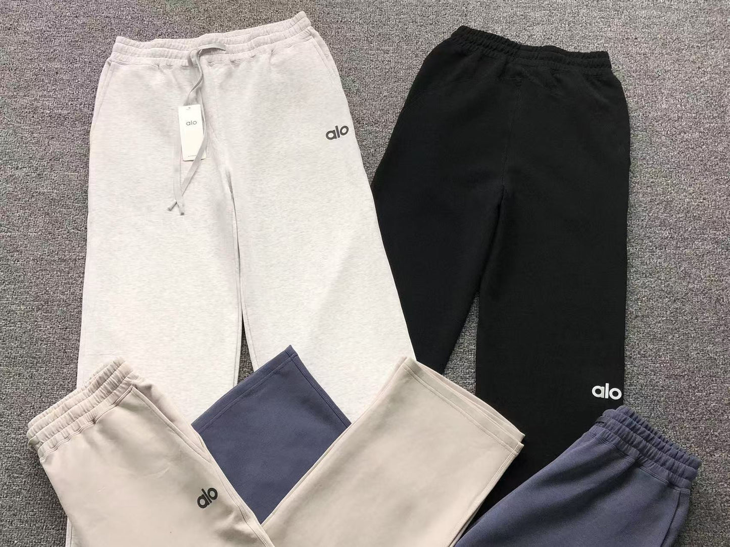 Calça elástica ALO moletom reta Feminino