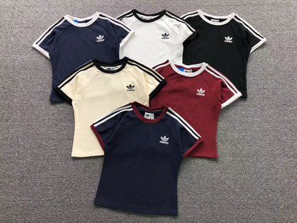 Camiseta Adidas Raglan Core 3-Stripes Feminina