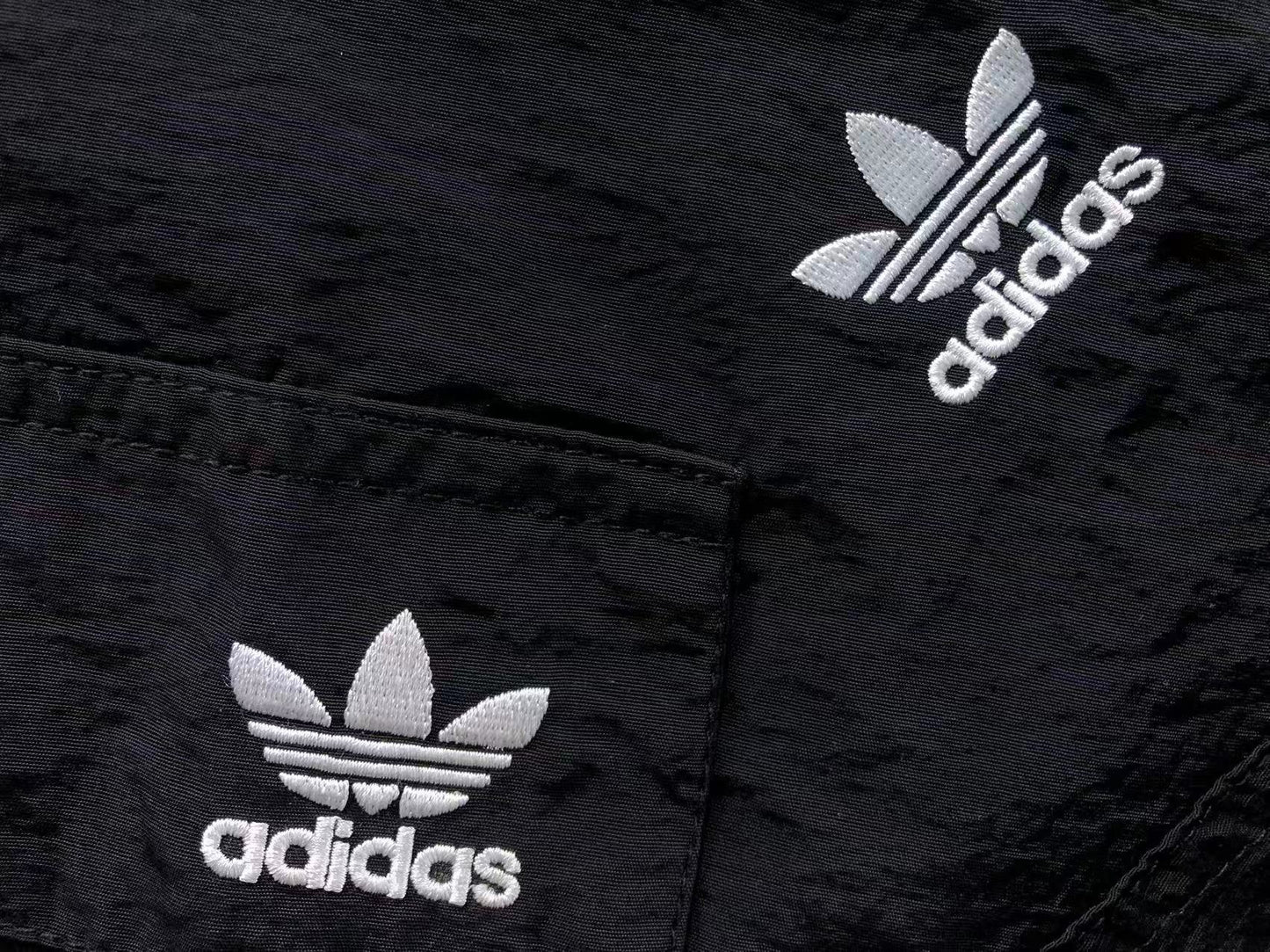 Jaqueta Adidas Feminina Y2K