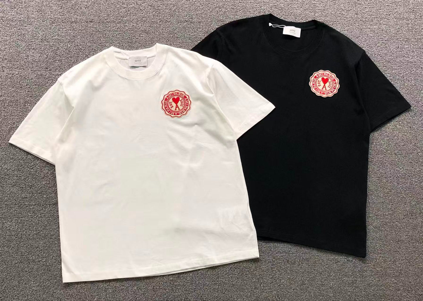 Camiseta AMI Paris Seal Logo