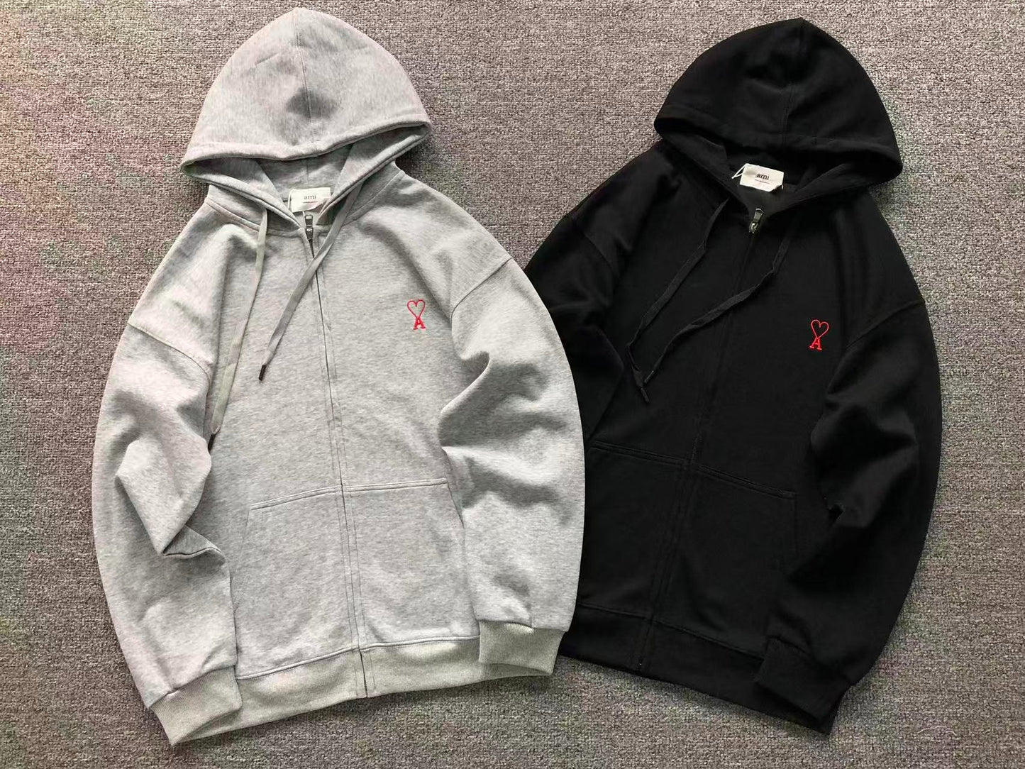 Moletom com Capuz AMI Paris Zip Hoodie Logo Coração