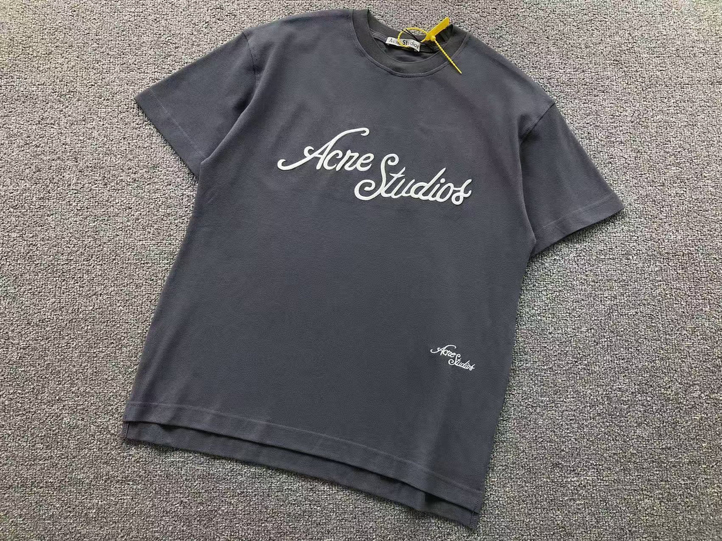Camiseta Acne Studios Refined Script Print