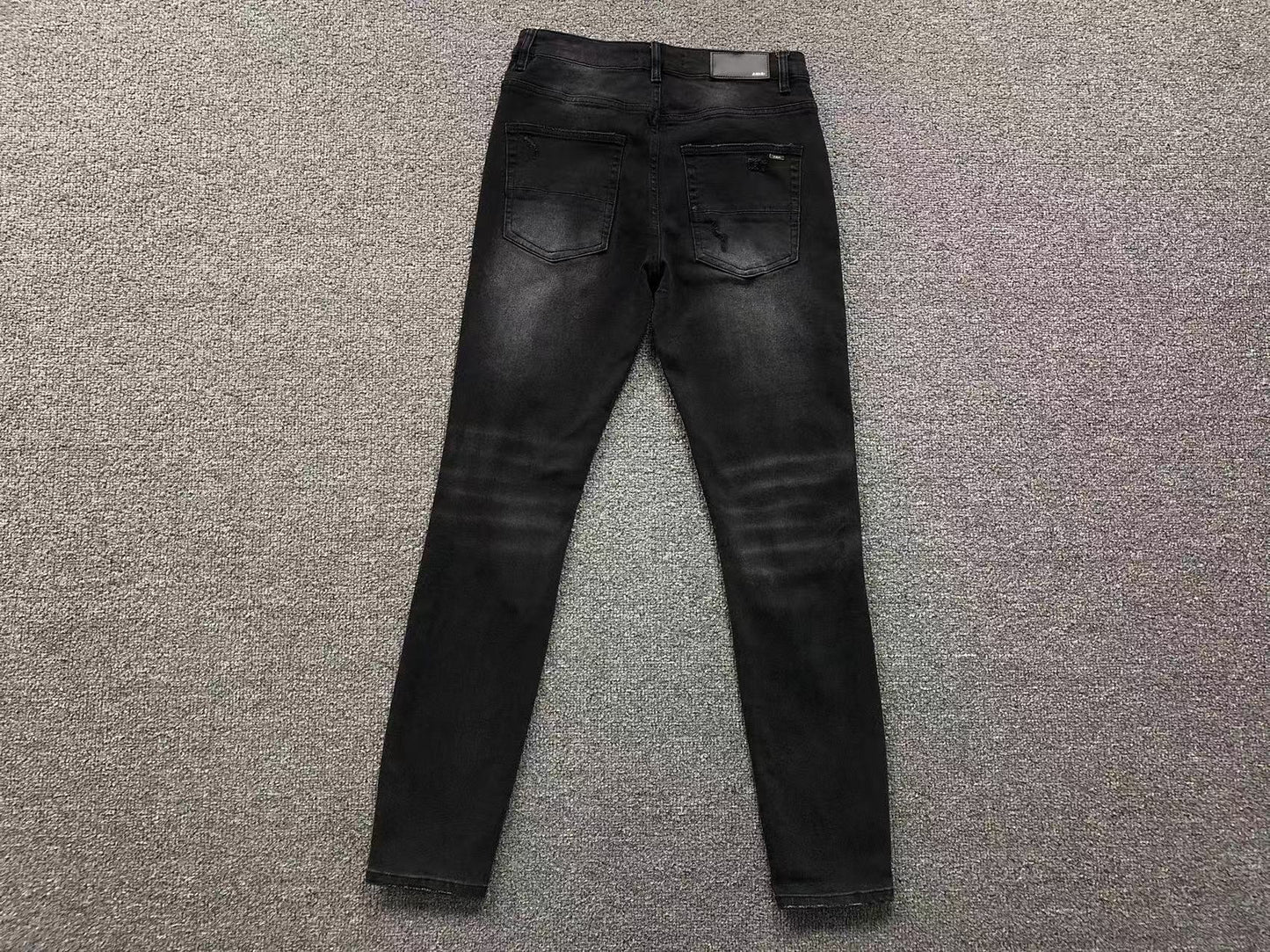 Calça AMIRI Tonal Logo Distress Denim
