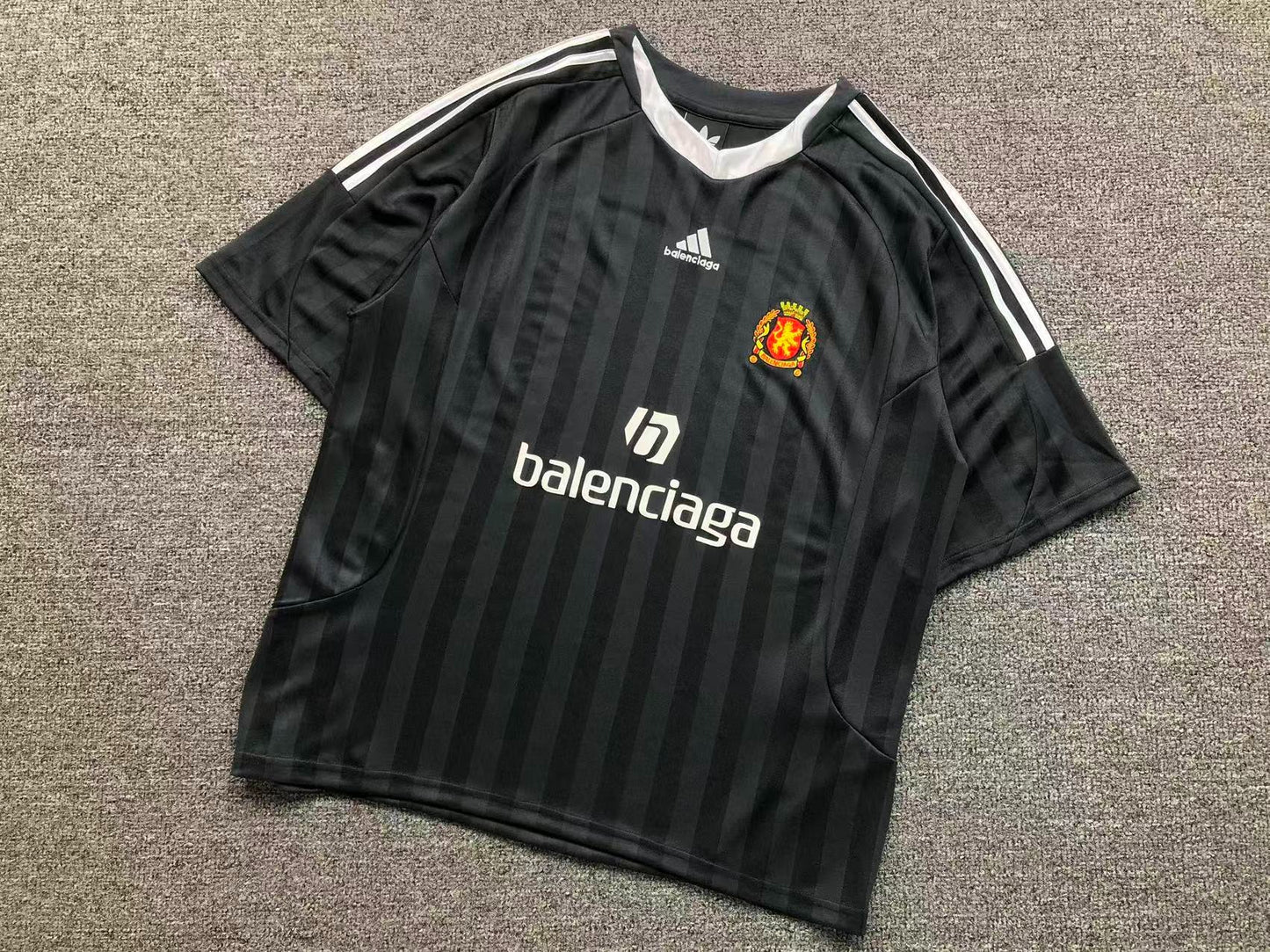 Camiseta Adidas & Balenciaga Football Jersey