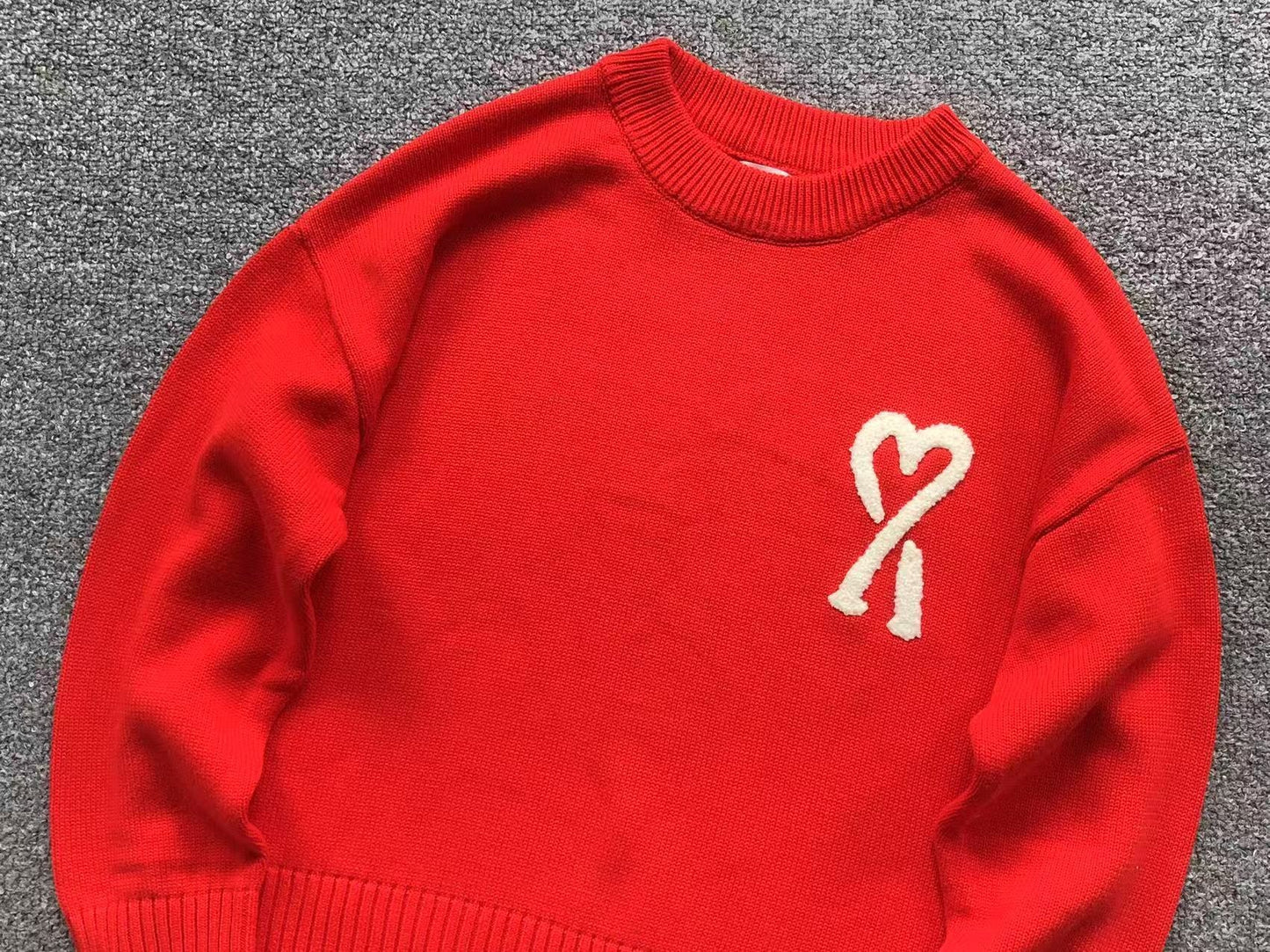 Suéter AMI Paris Heart Logo Vermelho