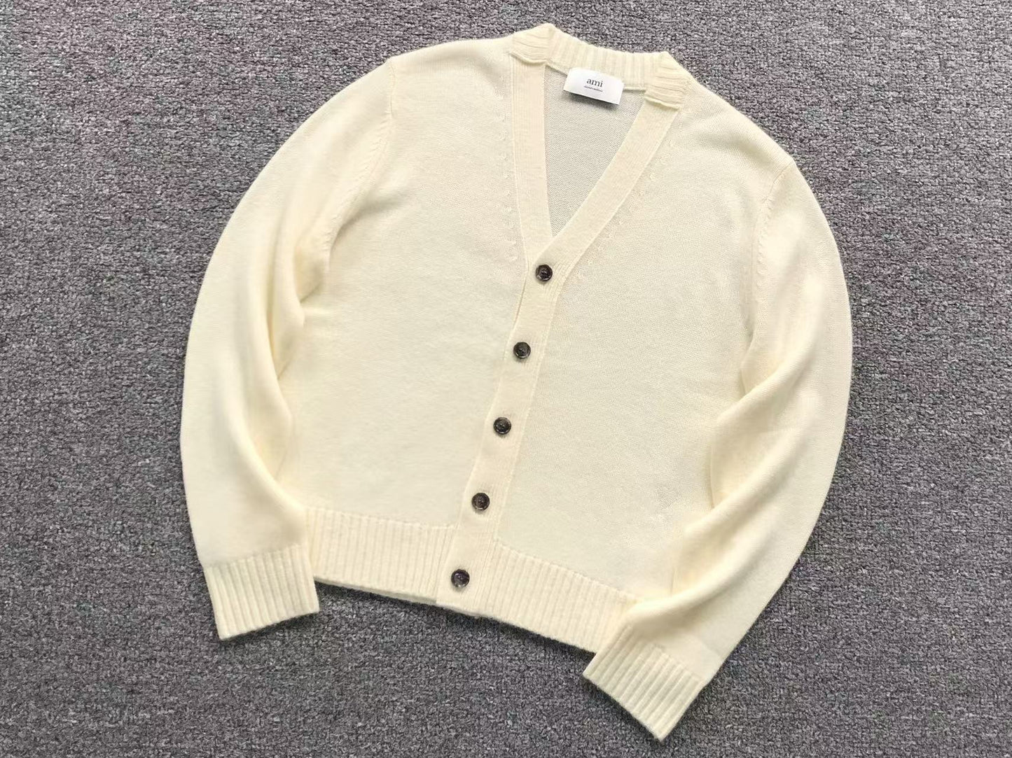 Suéter Cardigan AMI Paris Essential Feminino