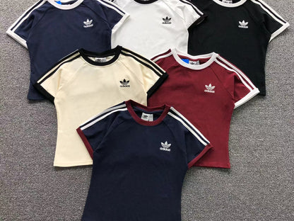 Camiseta Adidas Raglan Core 3-Stripes Feminina
