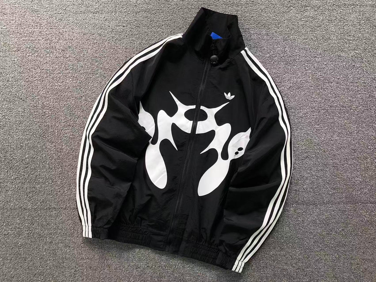 Jaqueta Adidas Phantom Graphic Windbreaker
