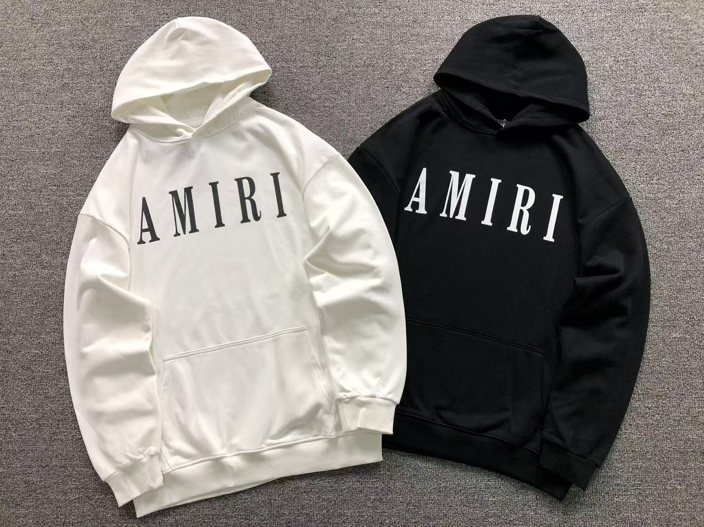Moletom AMIRI Essential Hoodie