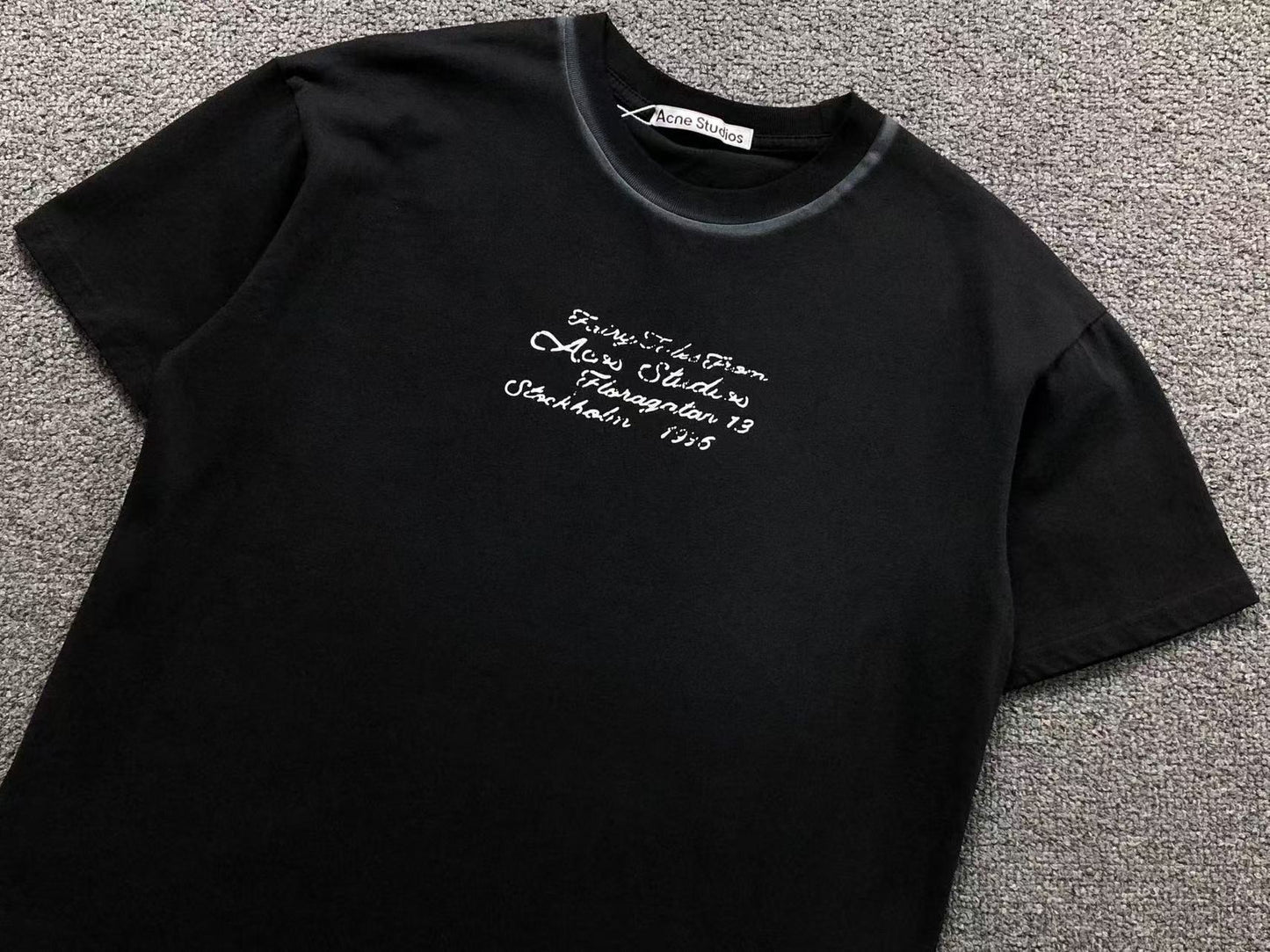 Camiseta Acne Studios Refined Signature
