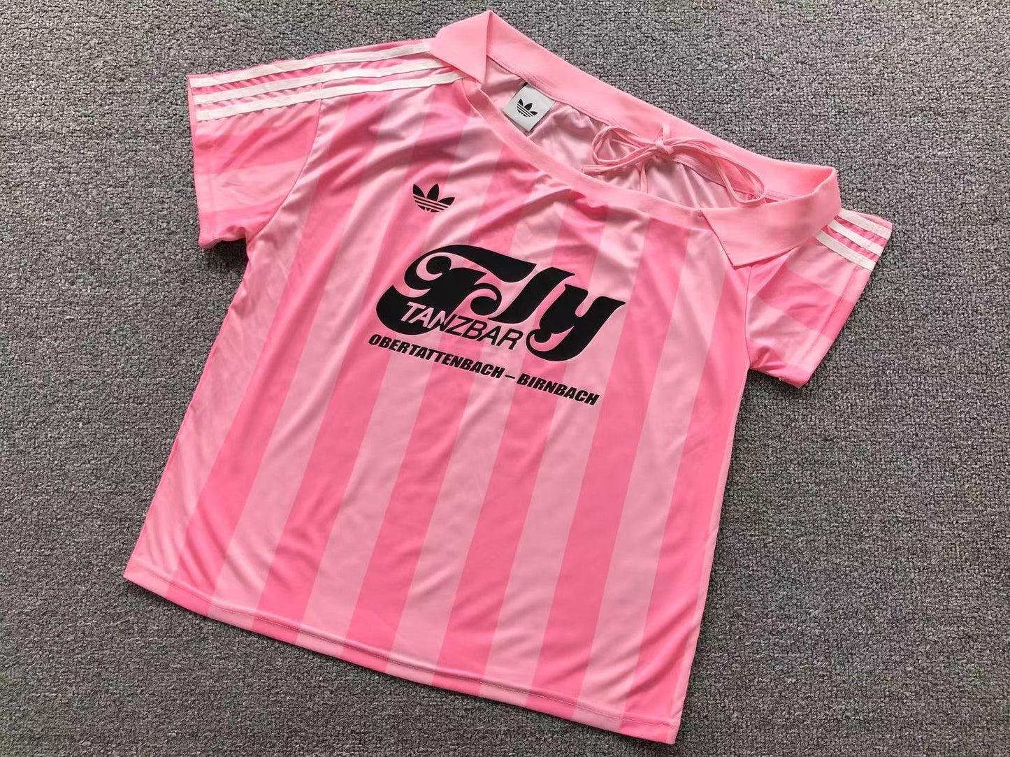 Camiseta Adidas Fly Tanzbar Stripes