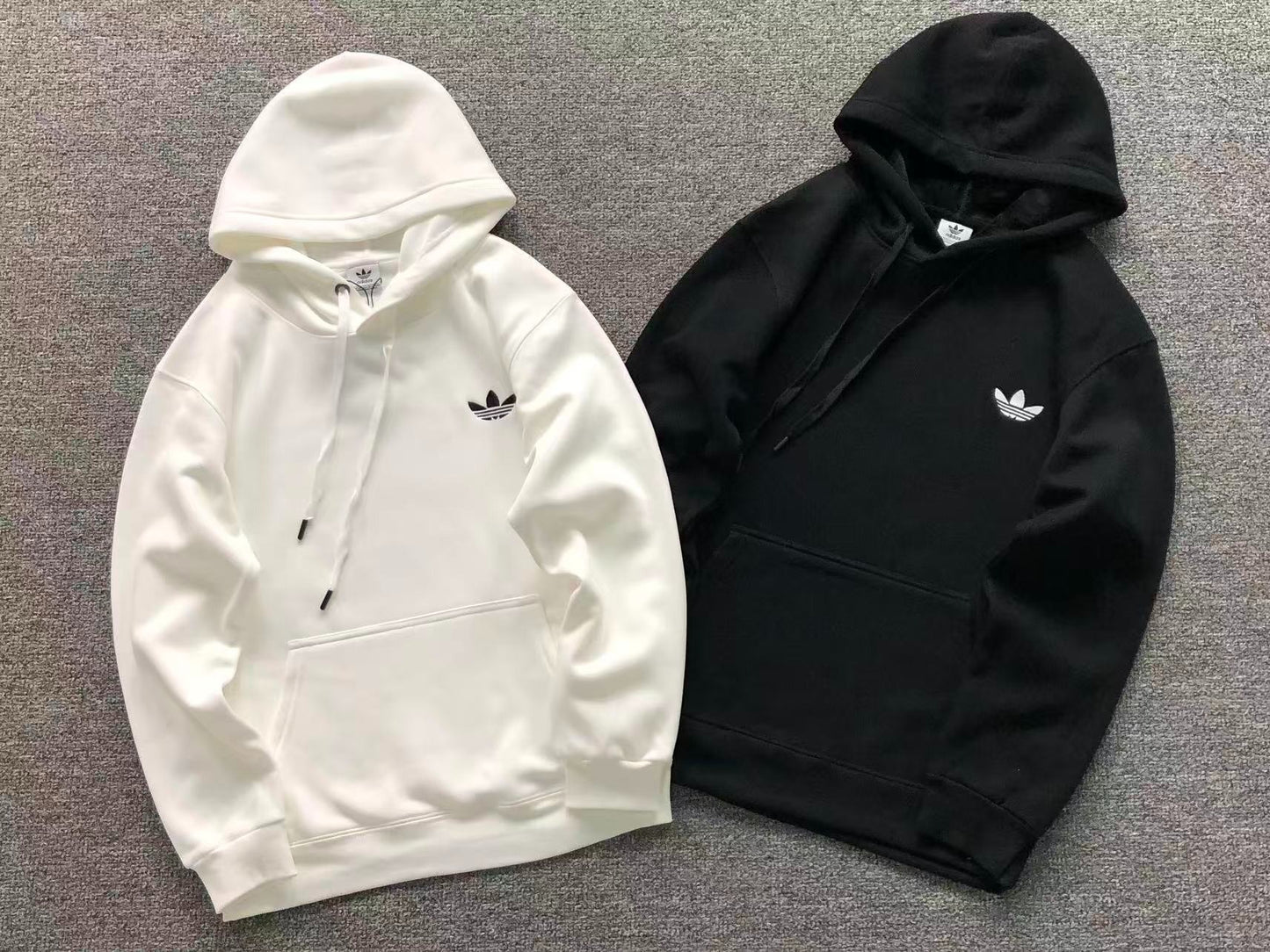 Moletom Adidas Originals Essential Hoodie