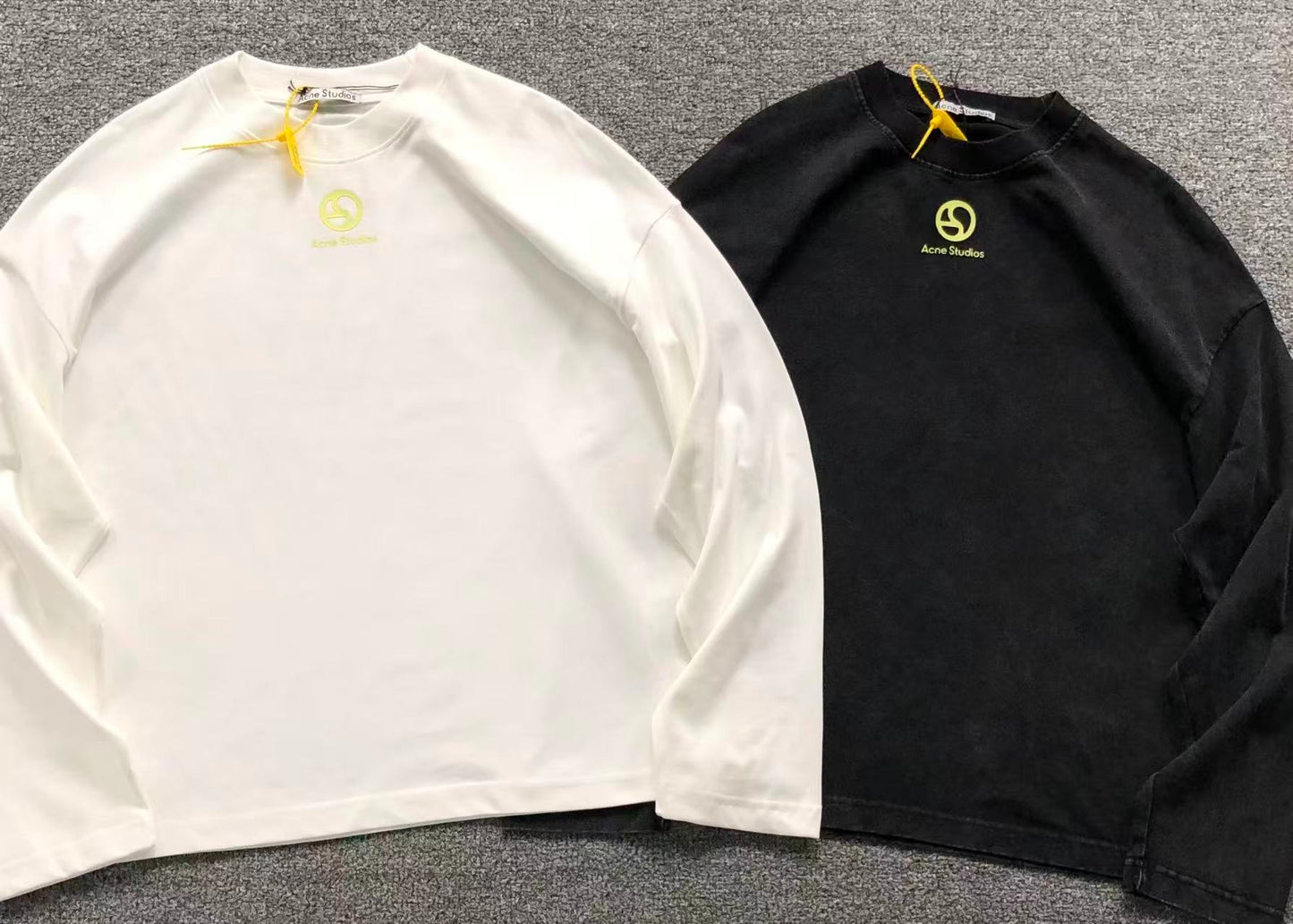 Camiseta Acne Studios Modern Icon Graphic