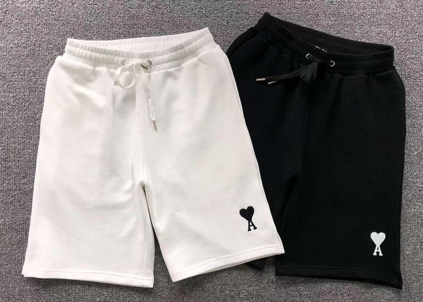 Short AMI Paris Heart Logo