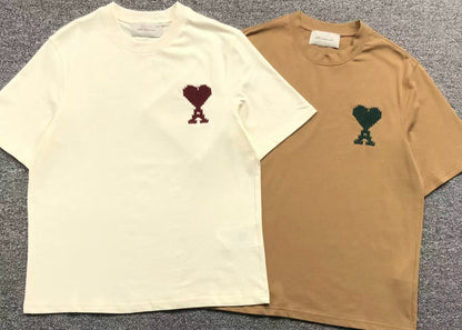 Camiseta AMI Paris Logo Coração Bordado