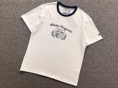 Camiseta adidas Originals Varsity Crest Tee
