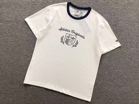 Camiseta adidas Originals Varsity Crest Tee