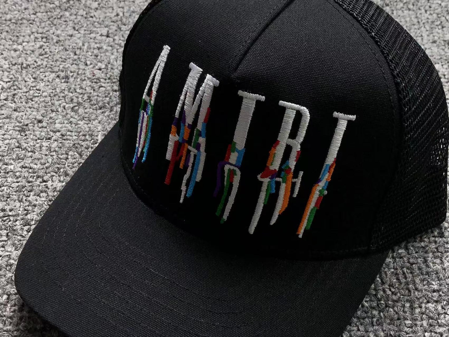 Boné Trucker AMIRI Glitch Logo White