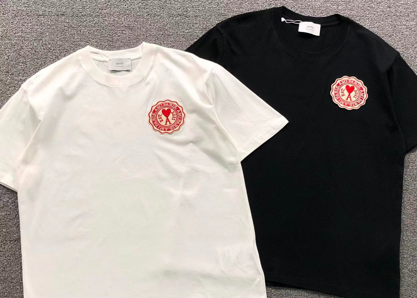 Camiseta AMI Paris Seal Logo