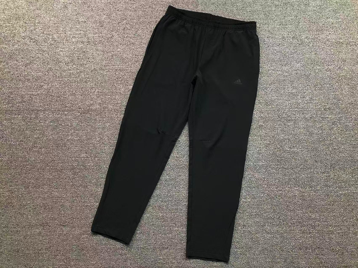 Calça Adidas Stealth Tech Minimal Pants