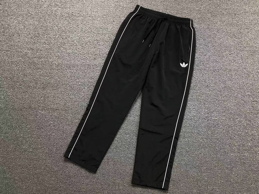 Calça Adidas Minimal Line Track Pants
