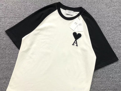 Camiseta AMI Paris Raglan Patch Logo